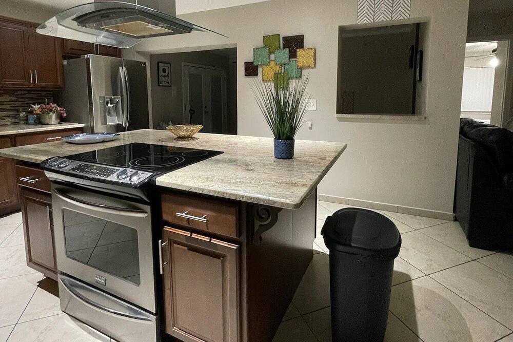 Photo of Kitchen in Shore Acres