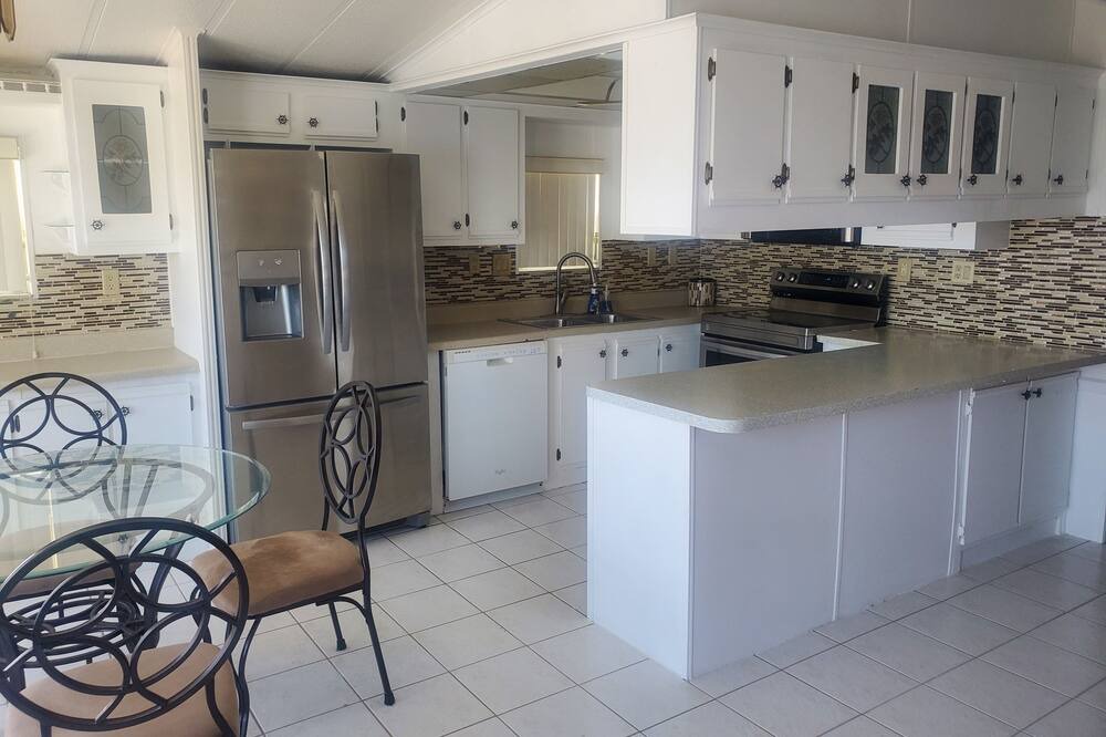 Photo of Kitchen in Nettles Island