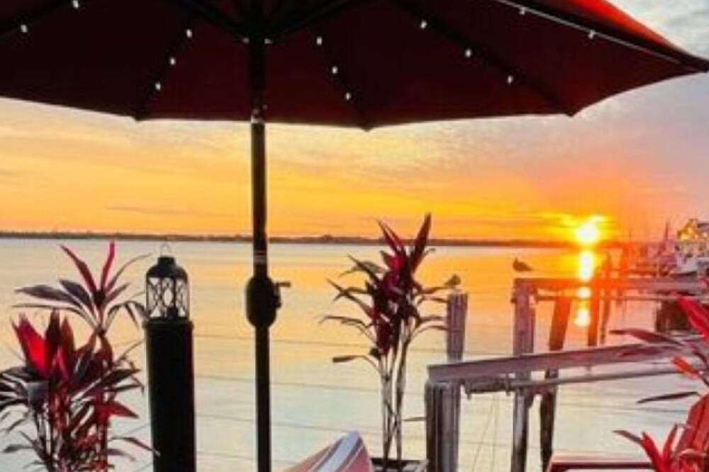 Photo of Patio Balcony in Nettles Island