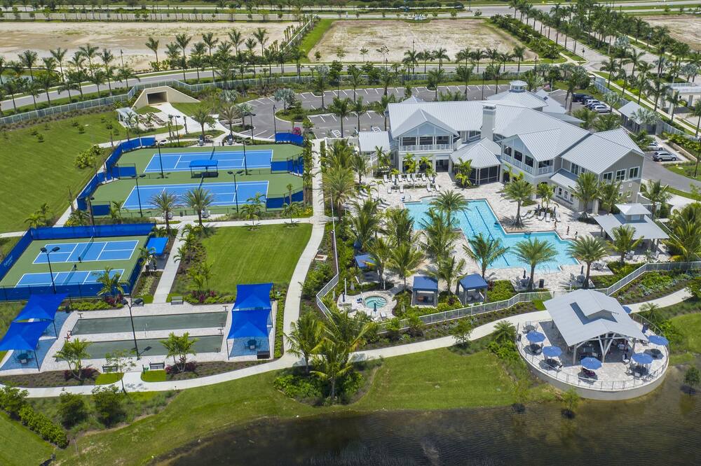Photo of Outdoor in Estero
