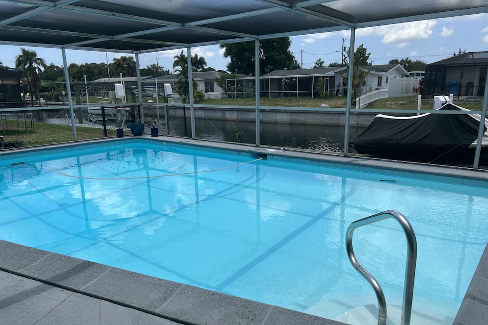 Photo of Outdoor in Lochmoor Waterway Estates