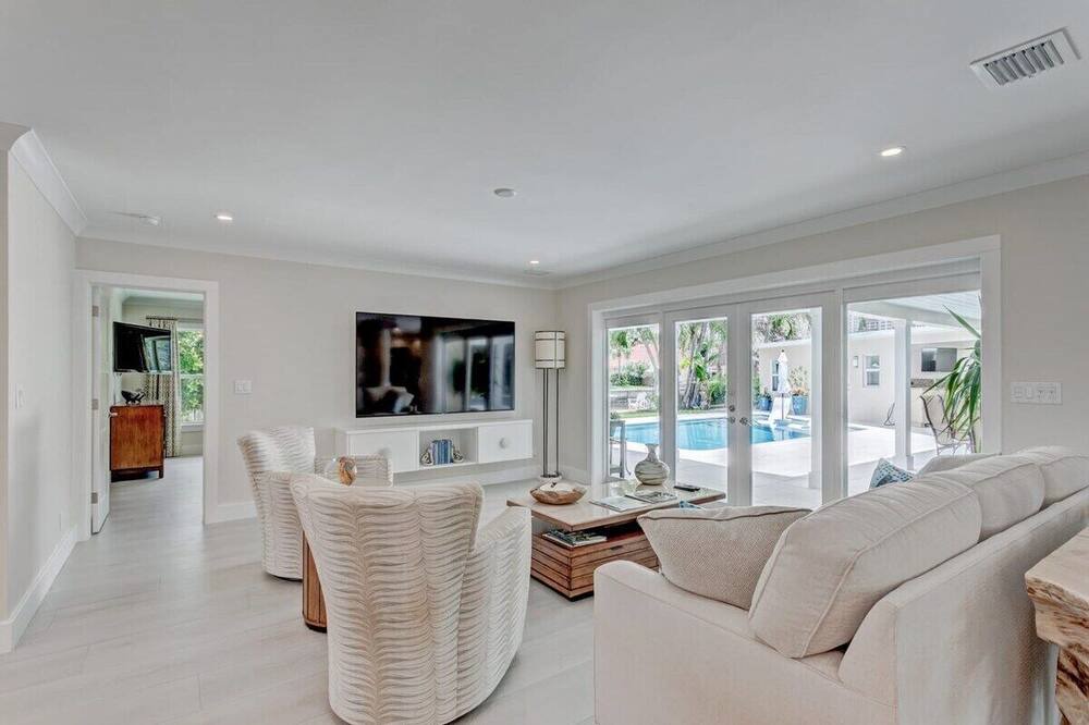 Photo of Livingroom in Singer Island