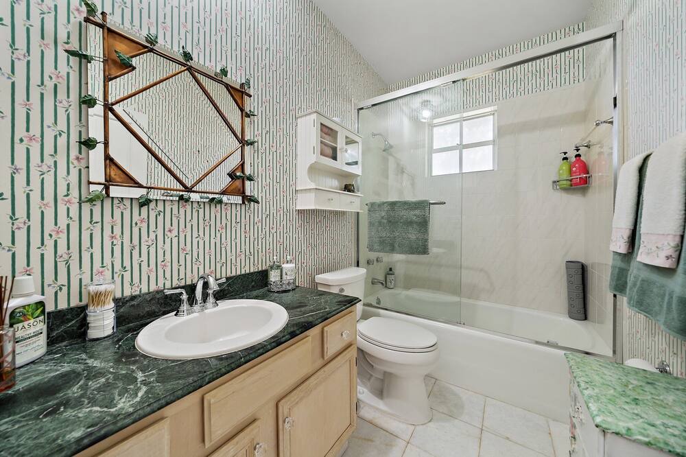 Photo of Bathroom in Wellington