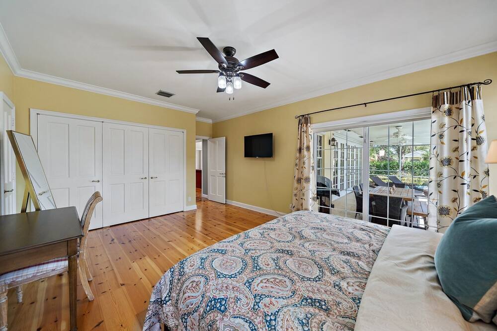 Photo of Bedroom in Wellington