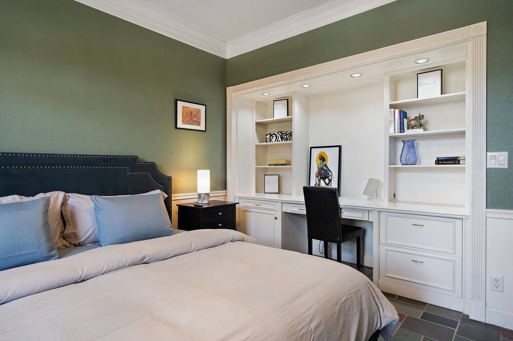 Photo of Bedroom in Wellington