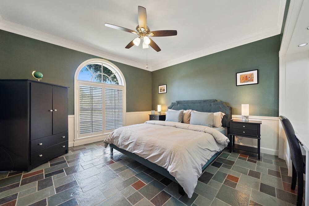 Photo of Bedroom in Wellington