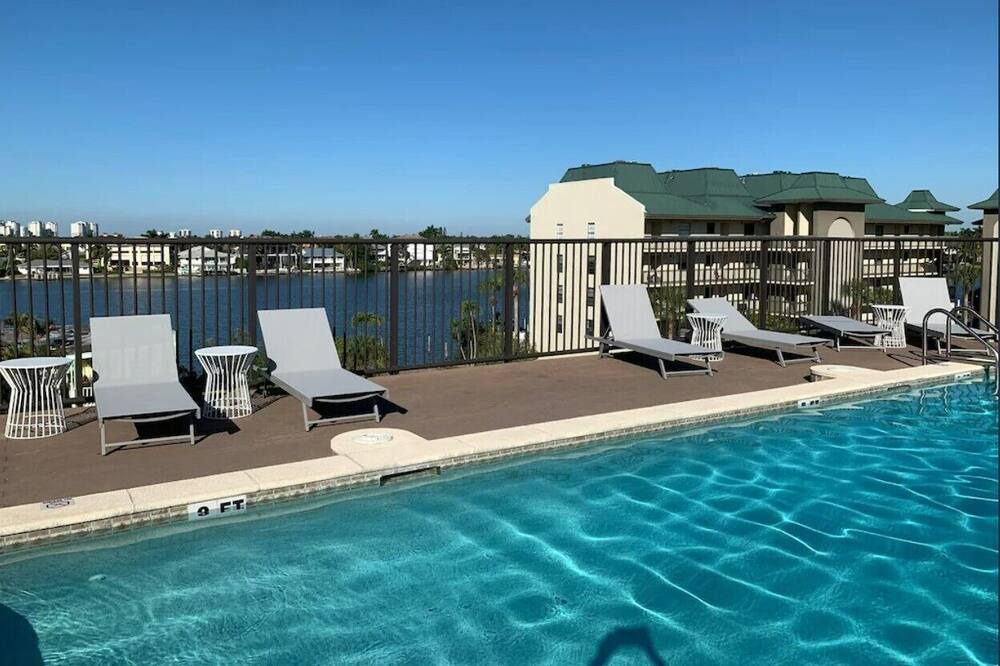 Photo of Outdoor in Pelican Bay
