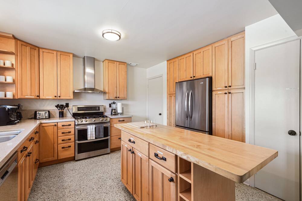 Photo of Kitchen in Lake Worth Corridor