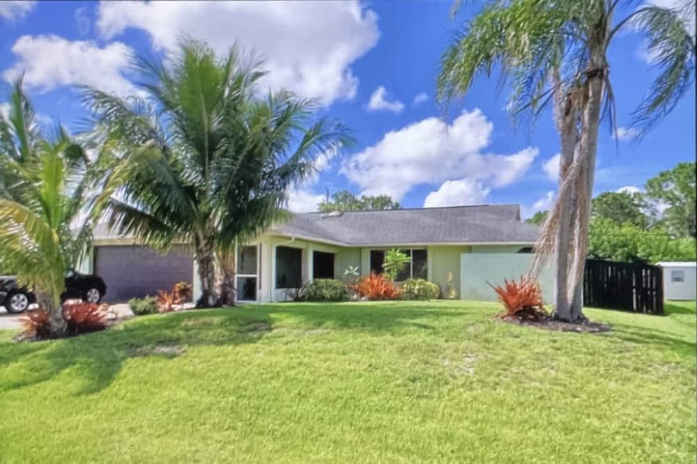 Photo of Outdoor in Treasure Coast