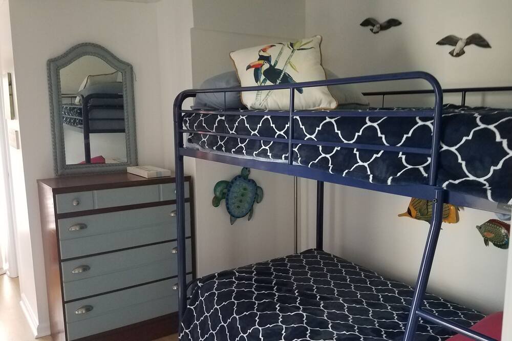 Photo of Bedroom in Nettles Island