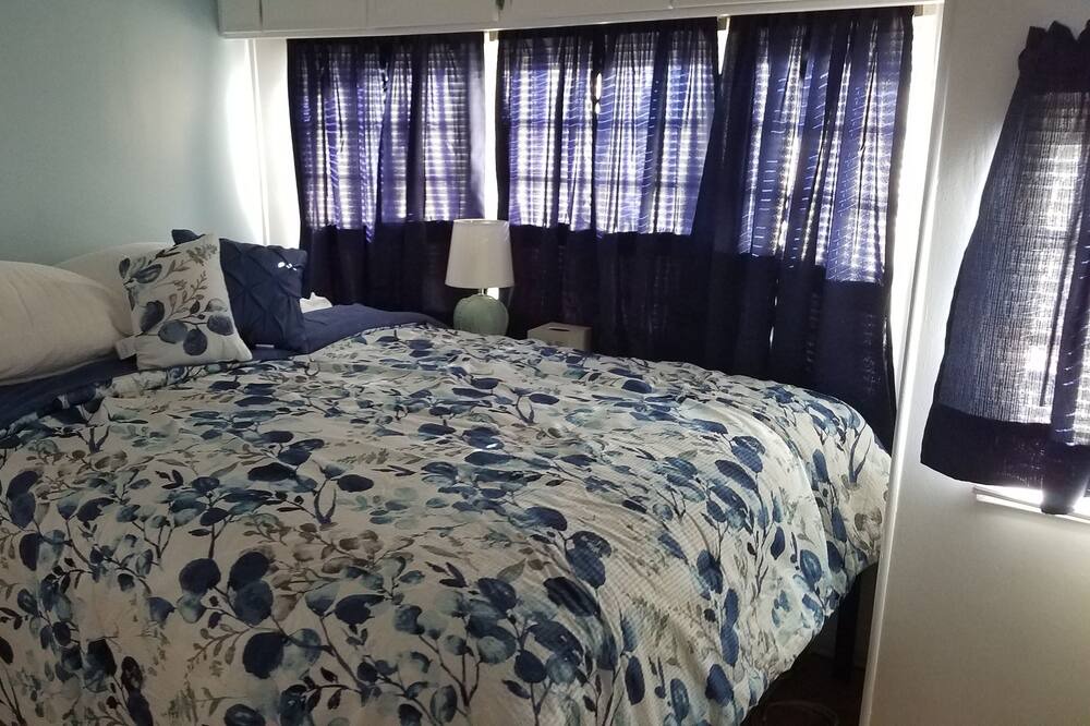 Photo of Bedroom in Nettles Island
