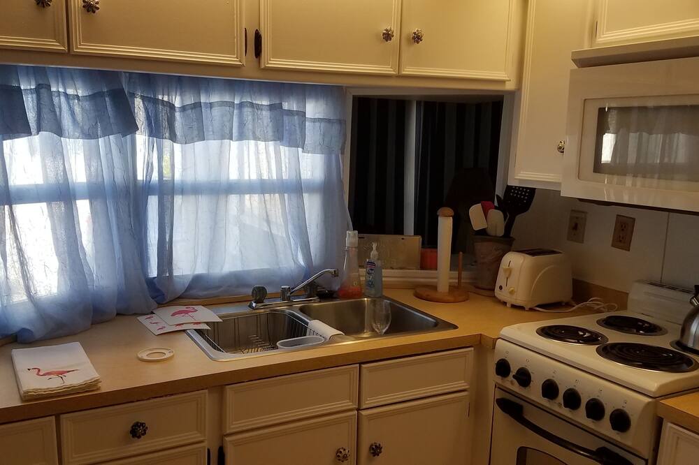 Photo of Kitchen in Nettles Island