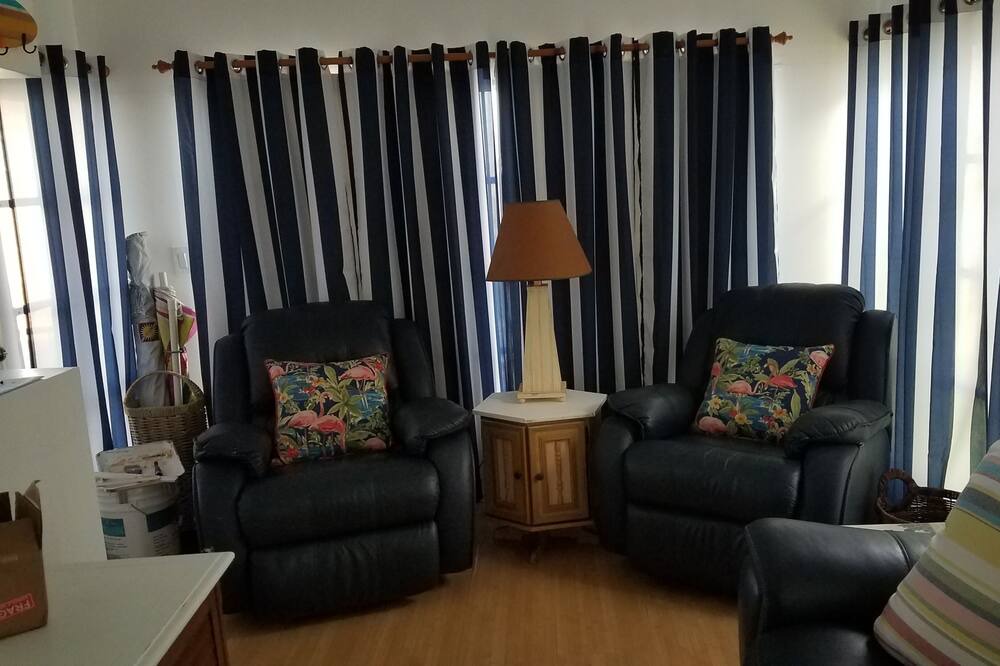 Photo of Livingroom in Nettles Island