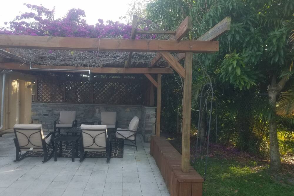 Photo of Patio Balcony in Greenacres
