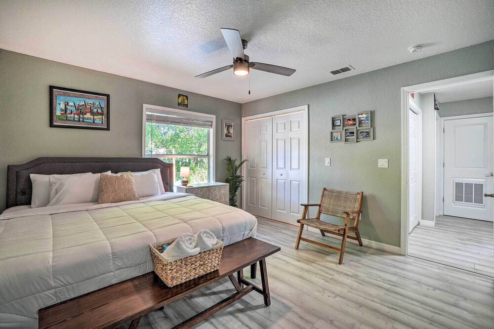 Photo of Bedroom in Orient Park