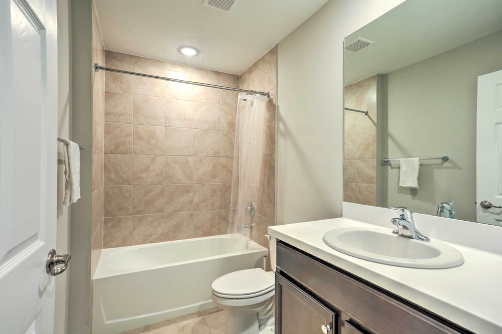 Photo of Bathroom in Port Saint Lucie