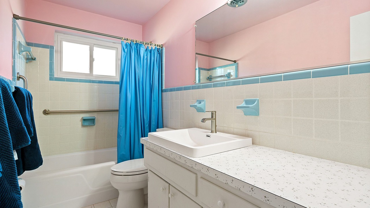 Photo of Bathroom in Central Beach