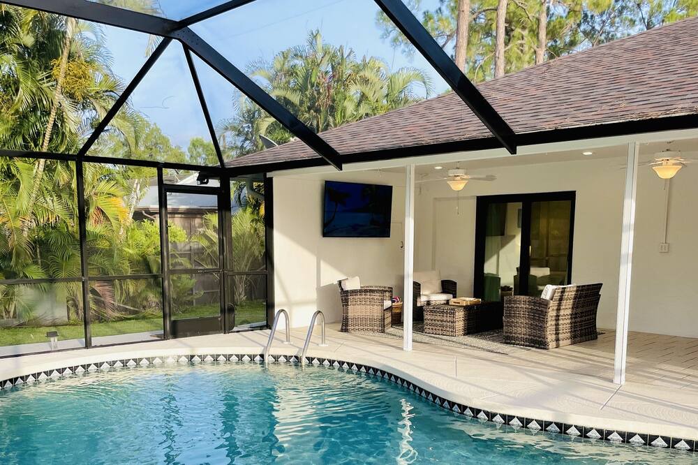 Photo of Outdoor in Naples