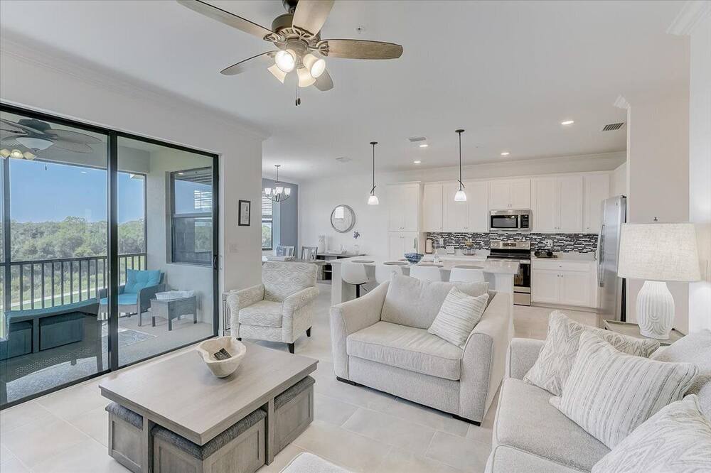 Photo of Livingroom in Lakewood Ranch