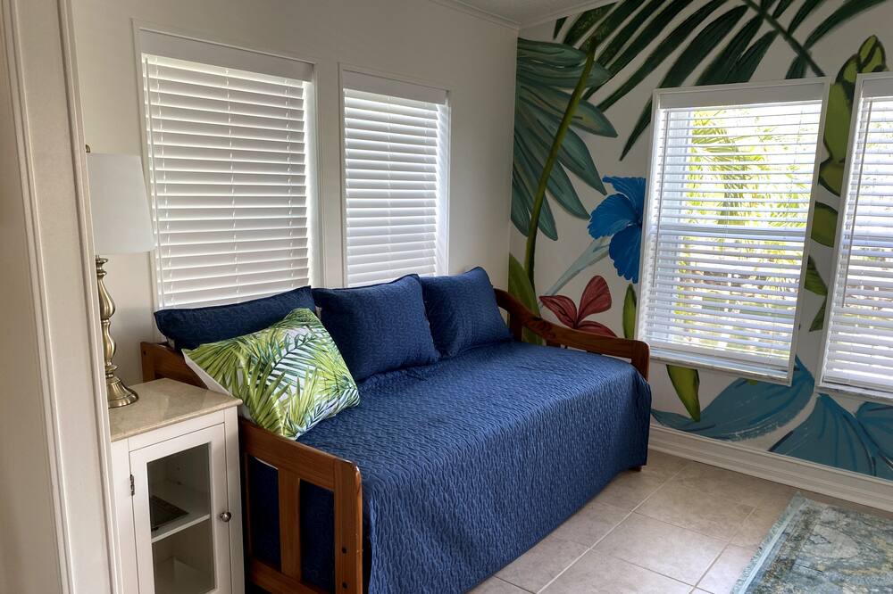 Photo of Livingroom in Little Torch Key