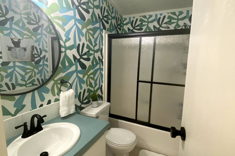 Photo of Bathroom in Little Torch Key
