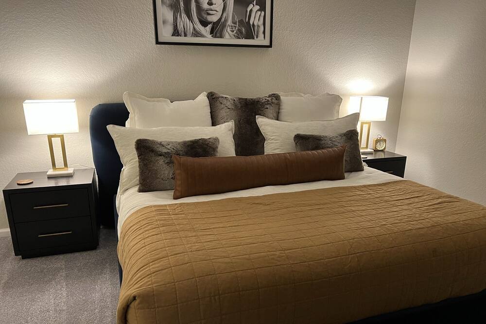 Photo of Bedroom in Traditions