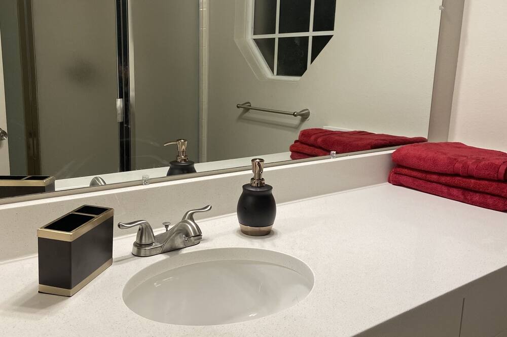 Photo of Bathroom in Poinciana