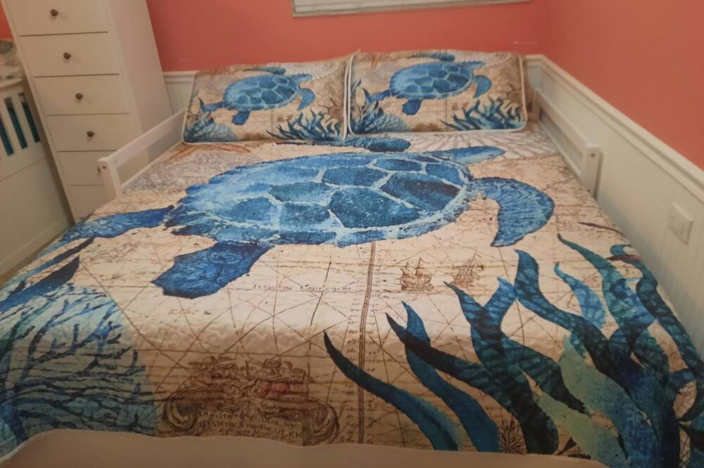 Photo of Bedroom in Little Torch Key