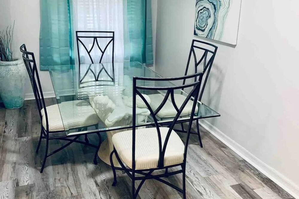 Photo of Bedroom in Bay Isle