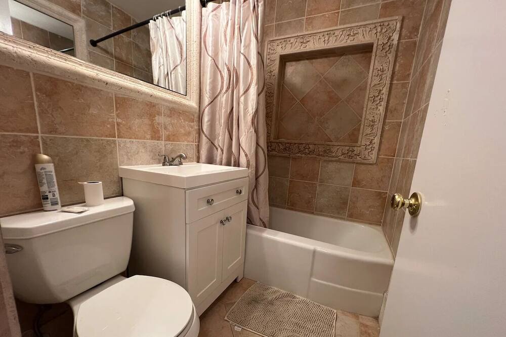 Photo of Bathroom in Bay Isle