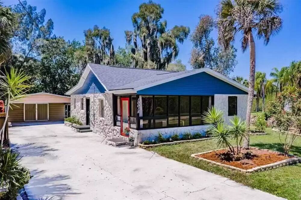 Photo of Others in Gibsonton
