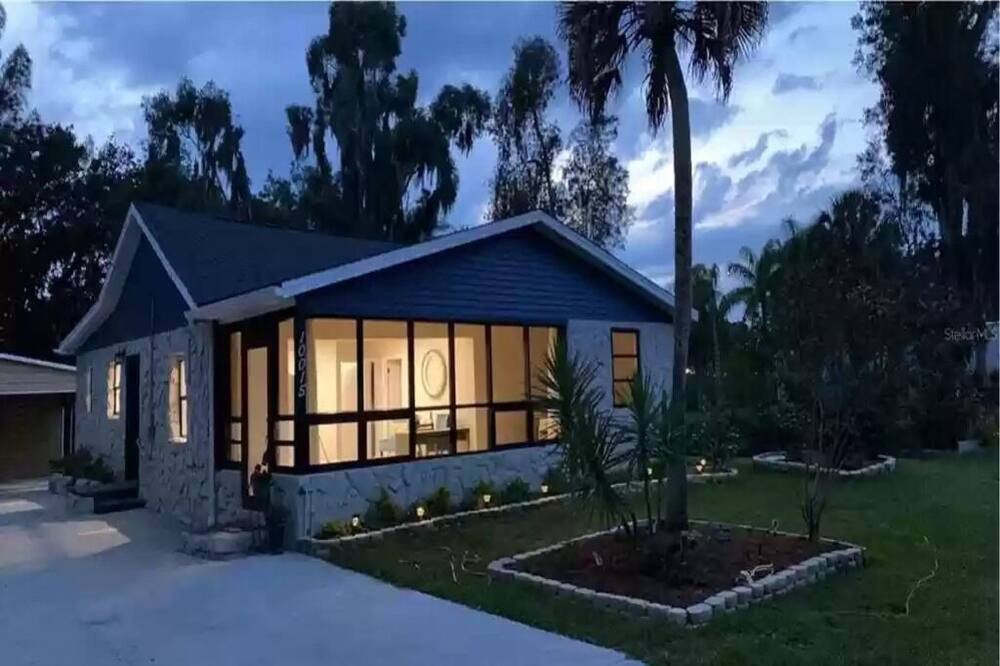 Photo of Others in Gibsonton