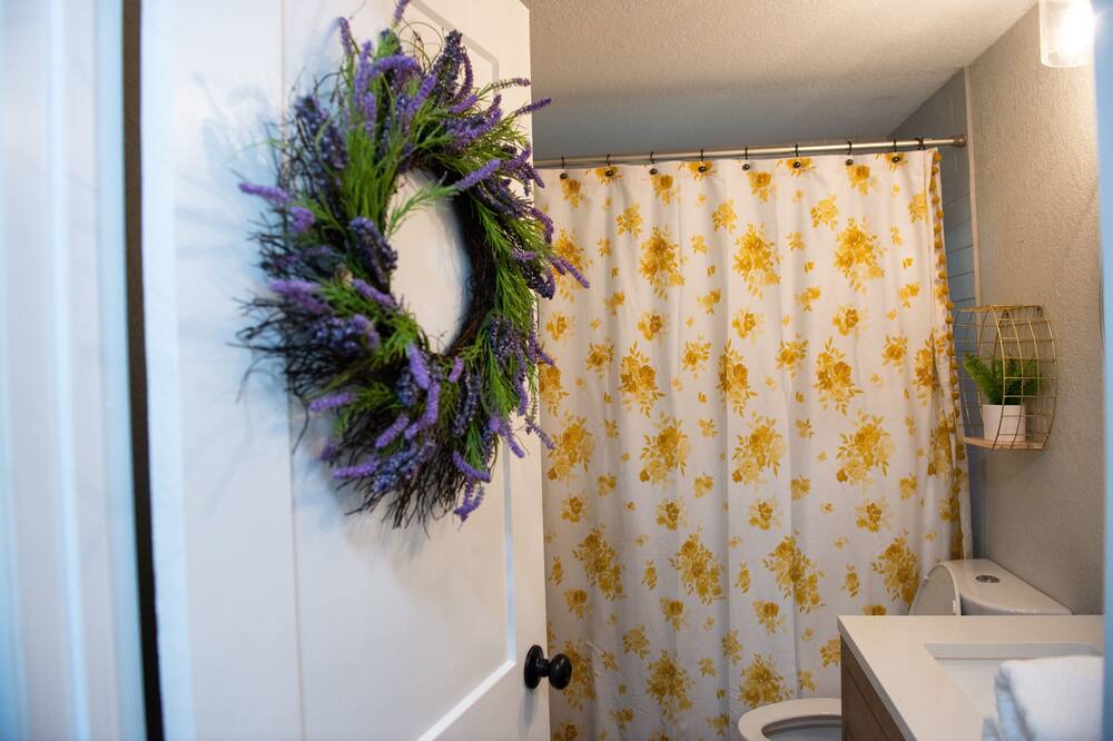 Photo of Bathroom in Gibsonton