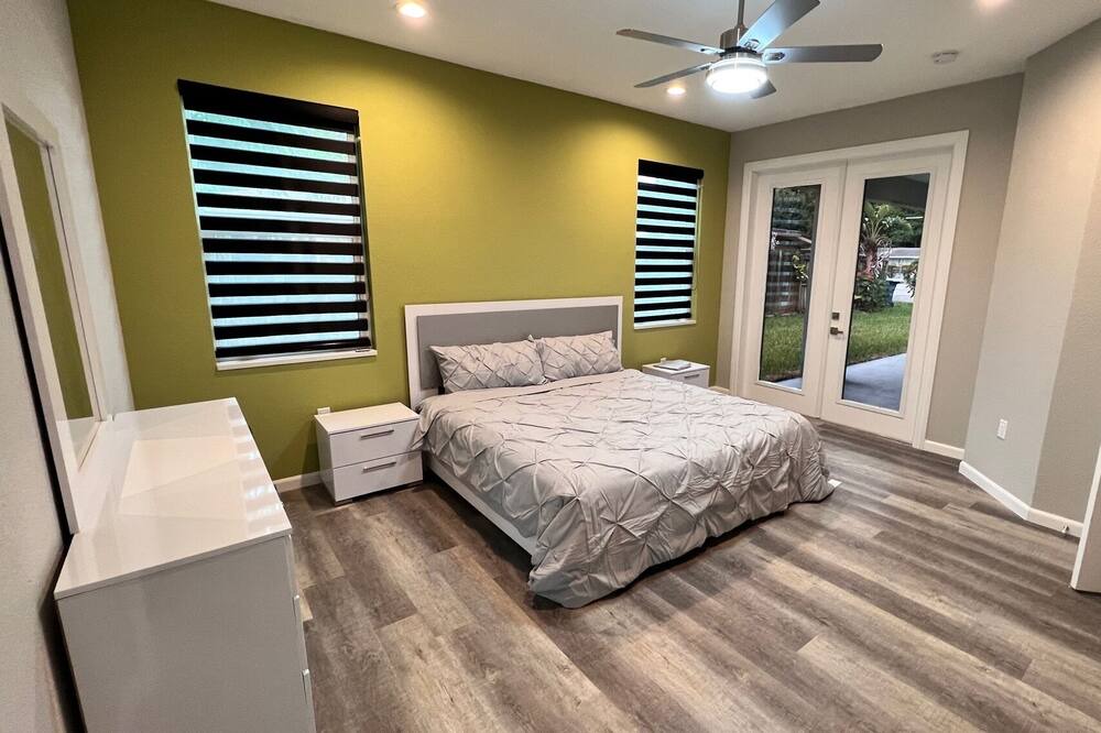 Photo of Bedroom in Desoto Lakes