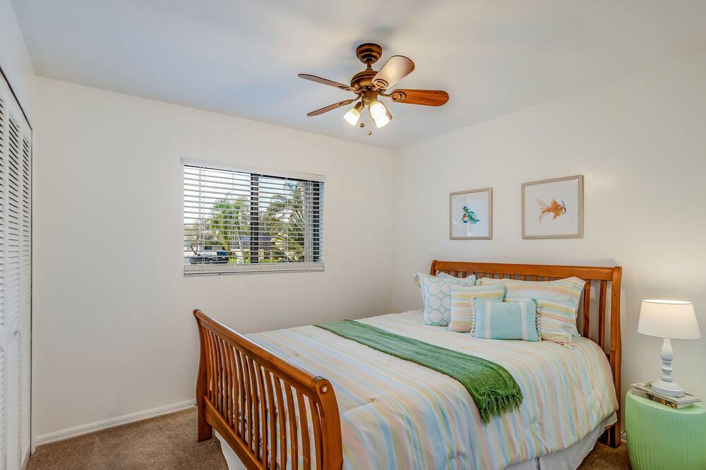 Photo of Others in Lochmoor Waterway Estates