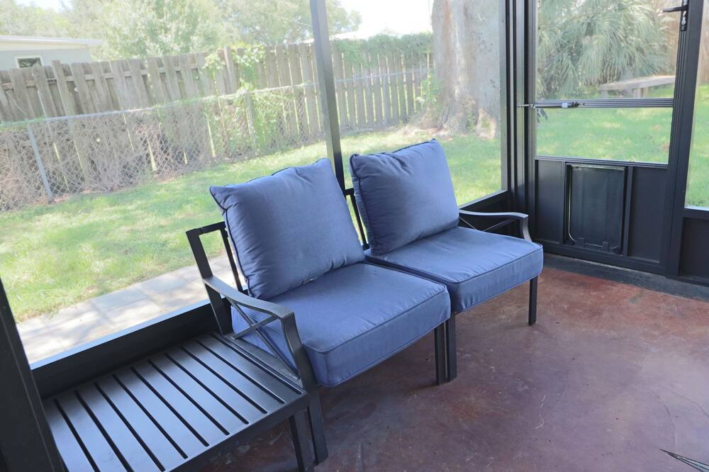 Photo of Patio Balcony in Sebring