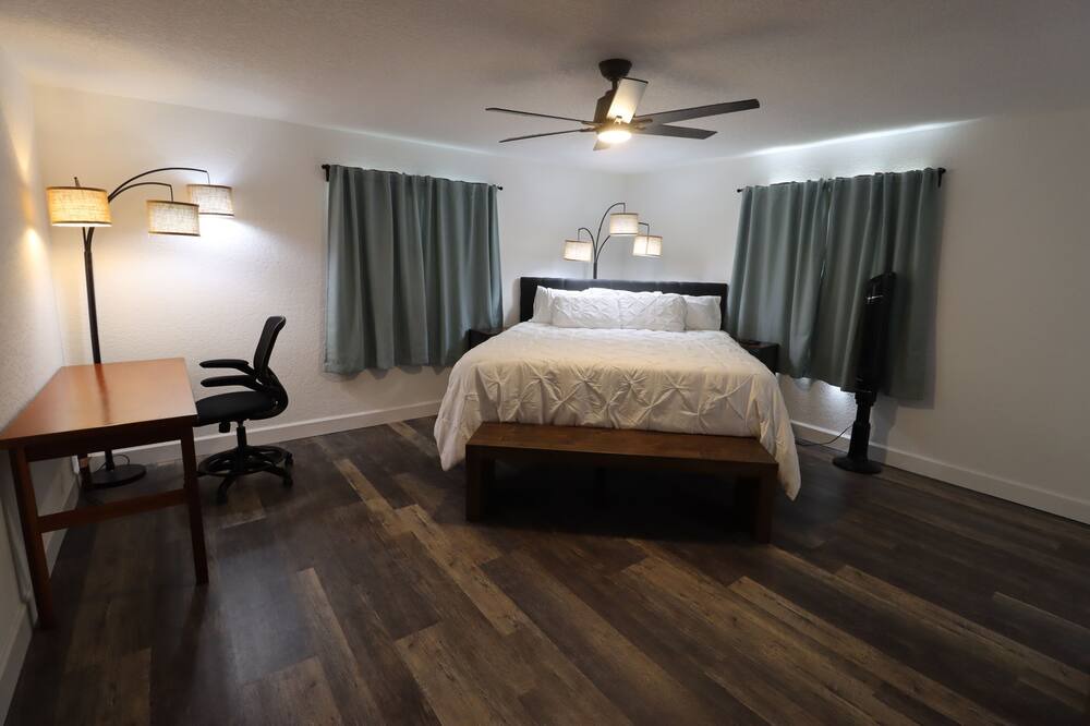 Photo of Bedroom in Sebring