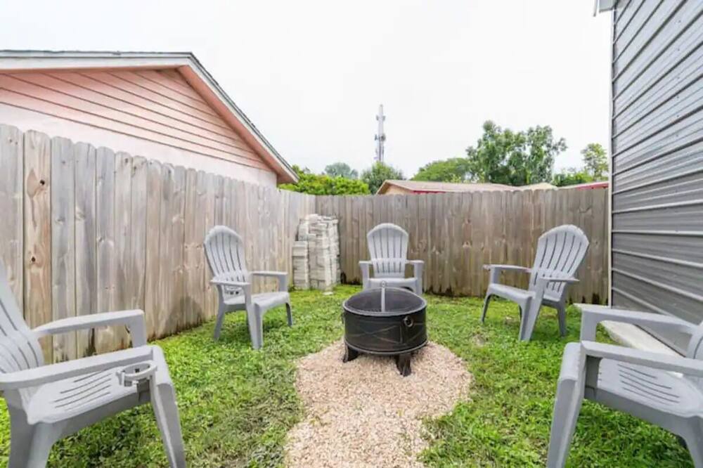 Photo of Outdoor in Bay Port Colony