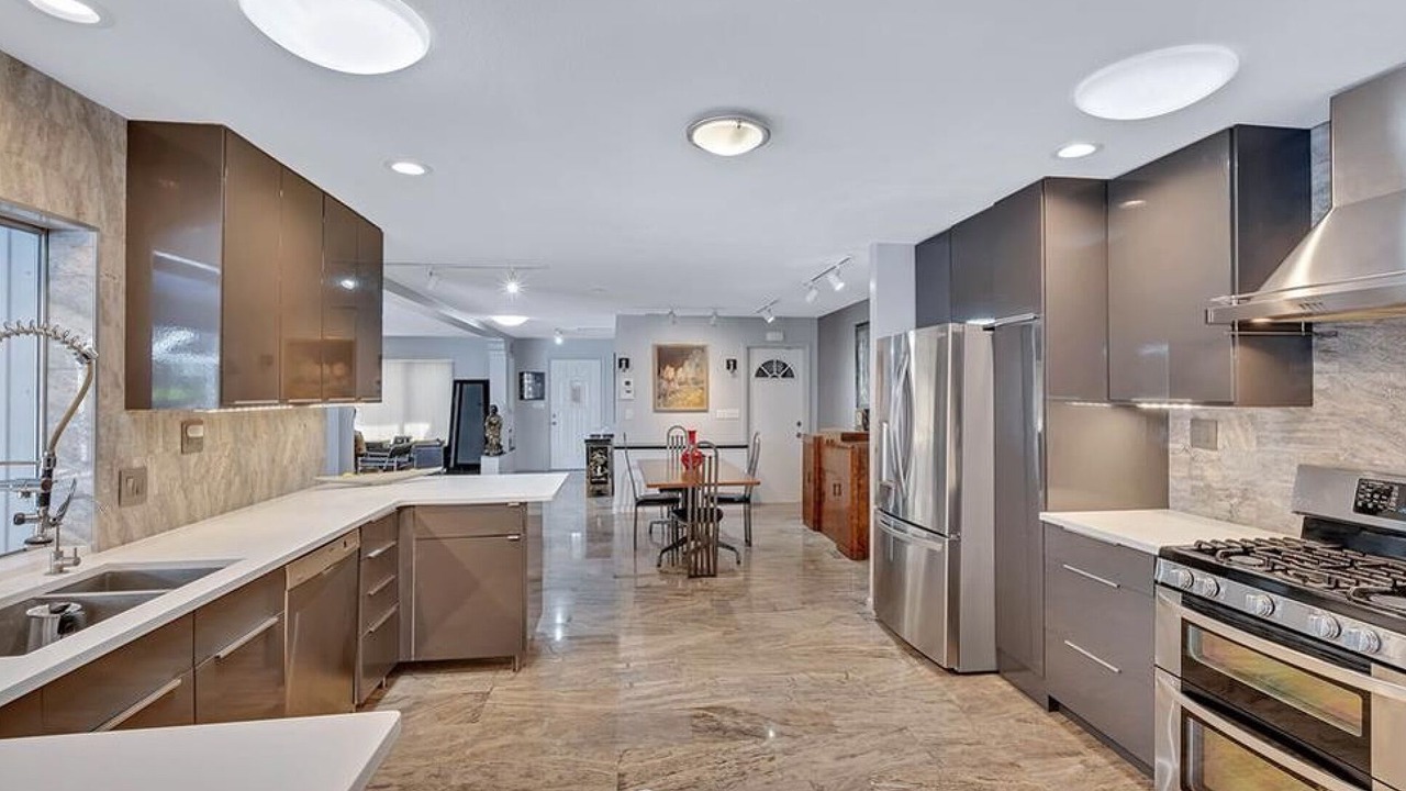 Photo of Kitchen in Sorrento Shores