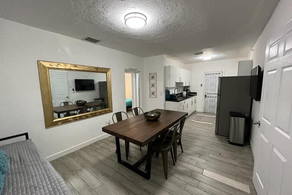 Photo of Bedroom in Little Haiti