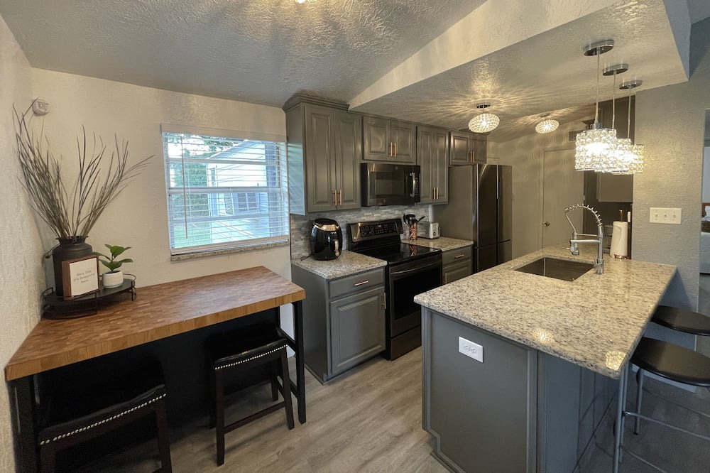 Photo of Kitchen in Orient Park