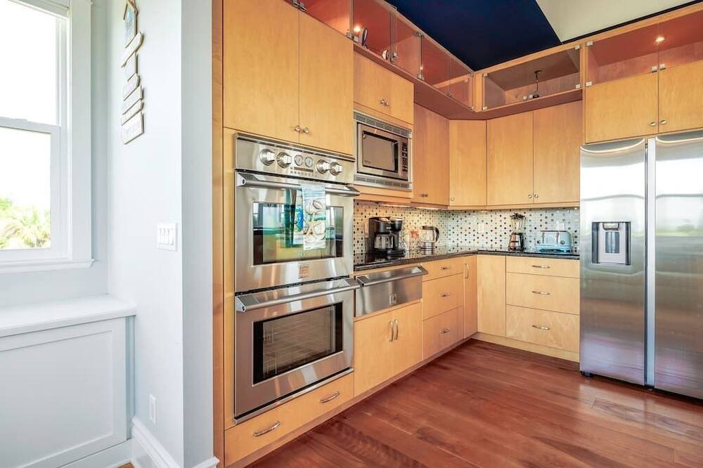 Photo of Kitchen in Indian River Estates