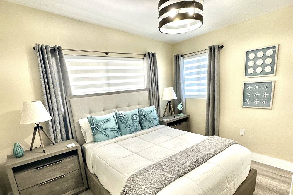Photo of Bedroom in Marathon