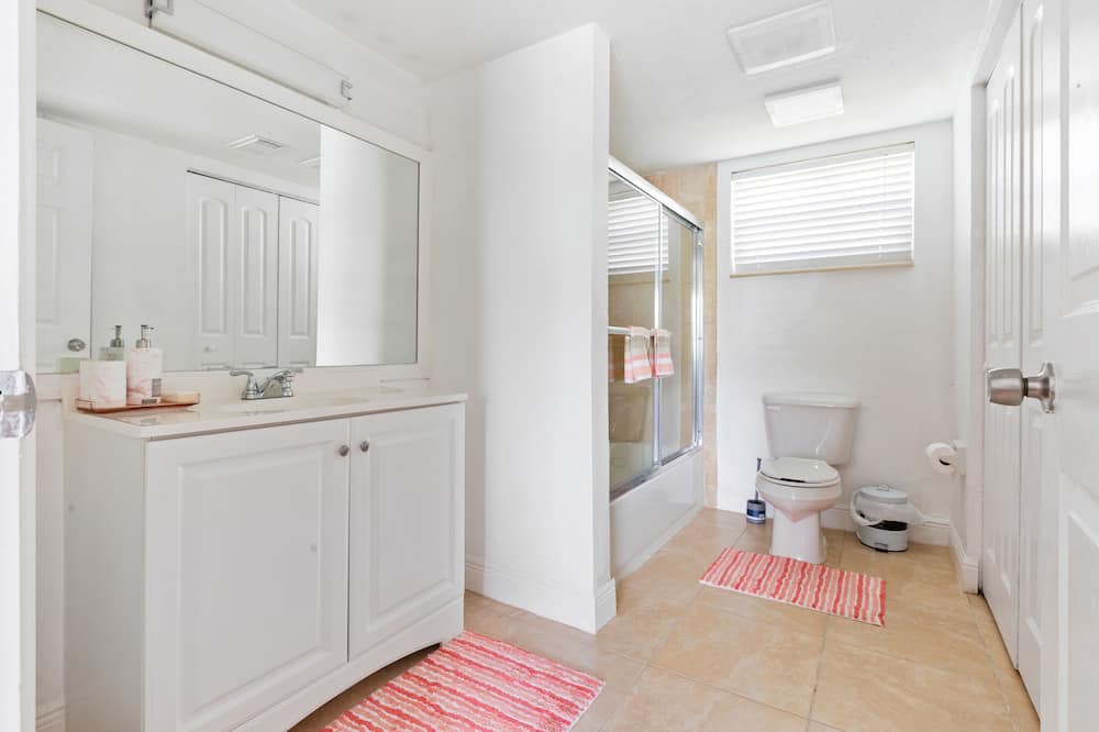Photo of Bedroom in Florida North Atlantic Coast