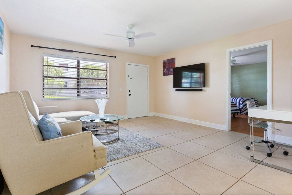 Photo of Livingroom in Florida North Atlantic Coast