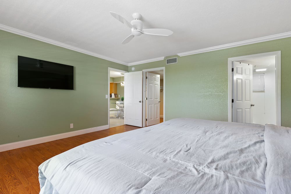 Photo of Bedroom in Florida North Atlantic Coast