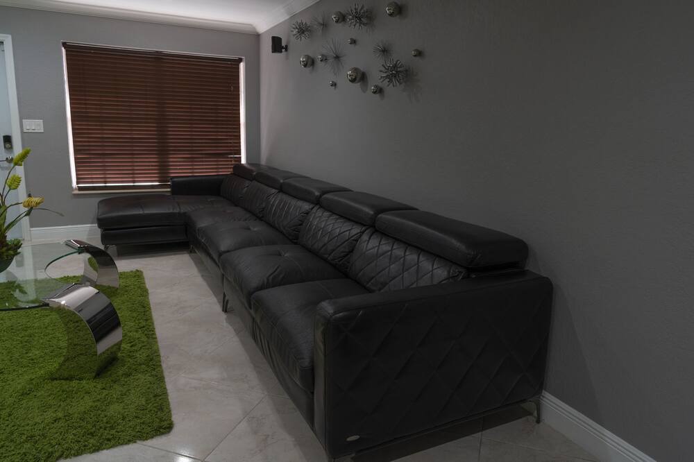 Photo of Livingroom in Haverhill