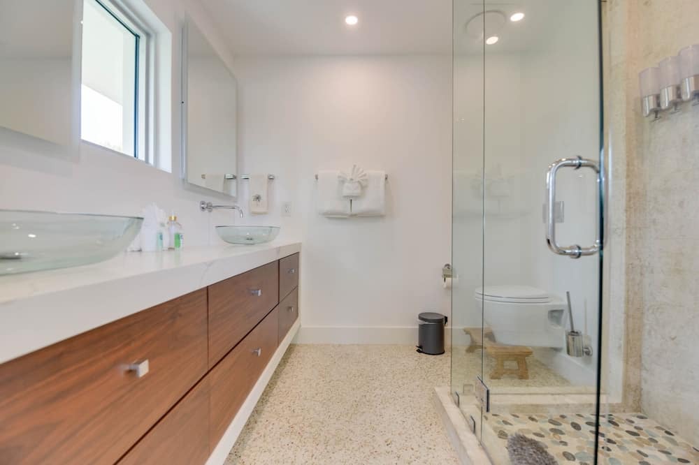 Photo of Bathroom in Whispering Pines