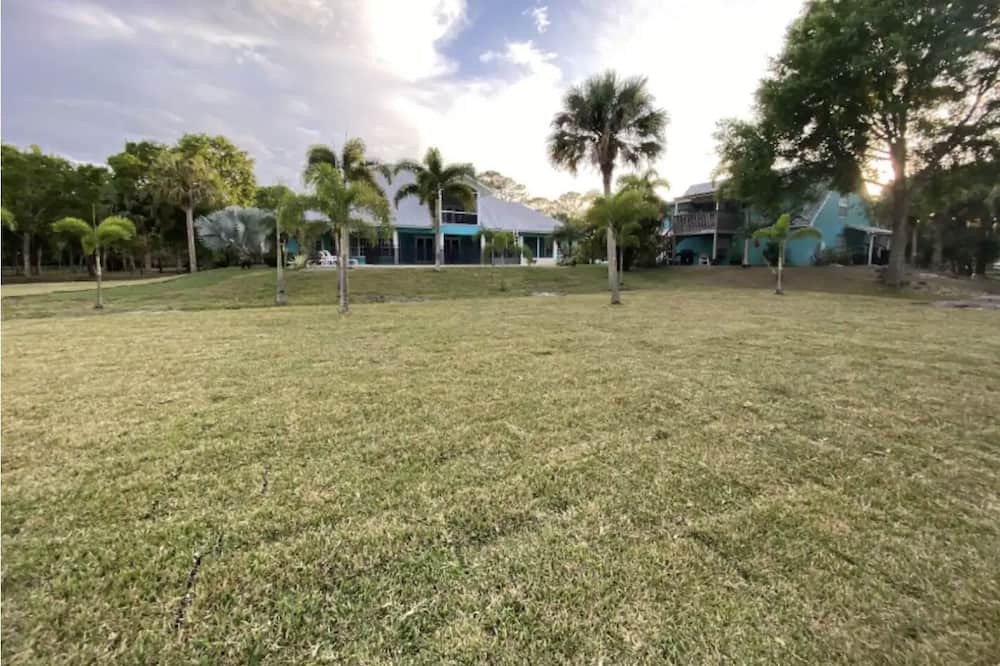 Photo of Outdoor in Palm City