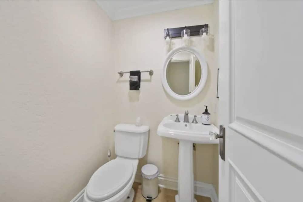 Photo of Bathroom in Palm City